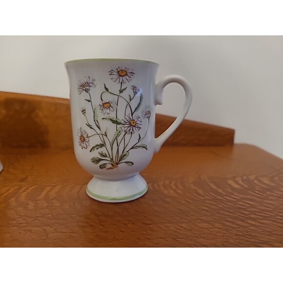 Set 4 Royal Domino Collection Pedestal Footed Mugs Floral Assorted Japan - Picture 9 of 15